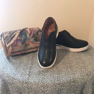 Gentle Souls by Kenneth Cole